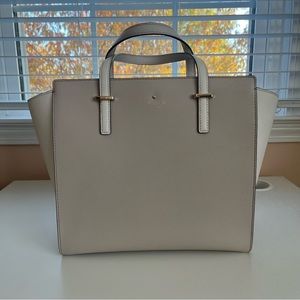 Kate Spade Grand Sreet Hayden Crossbody Leather Bag in Eggshell and Tan